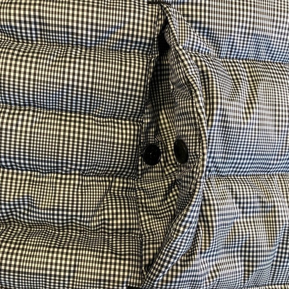 Women’s Lands’ End Black and White Plaid Petite Puffer Vest - Picture 7 of 12